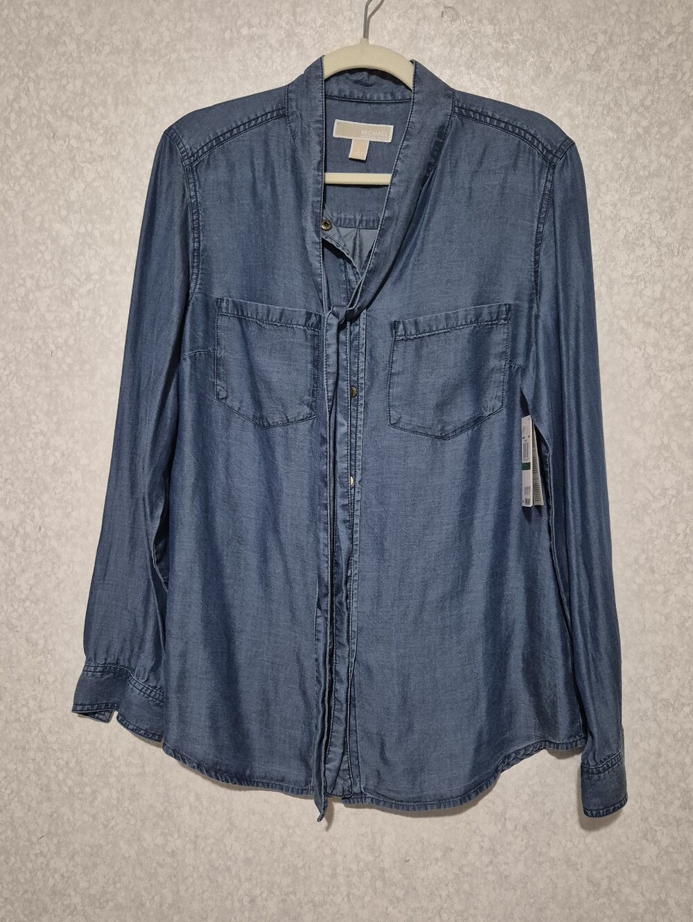 NWT Michael Kors denim blue button-up shirt..SIZE:L - Picture 3 of 14